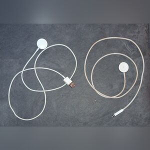 2 Magnetic Charging Cables